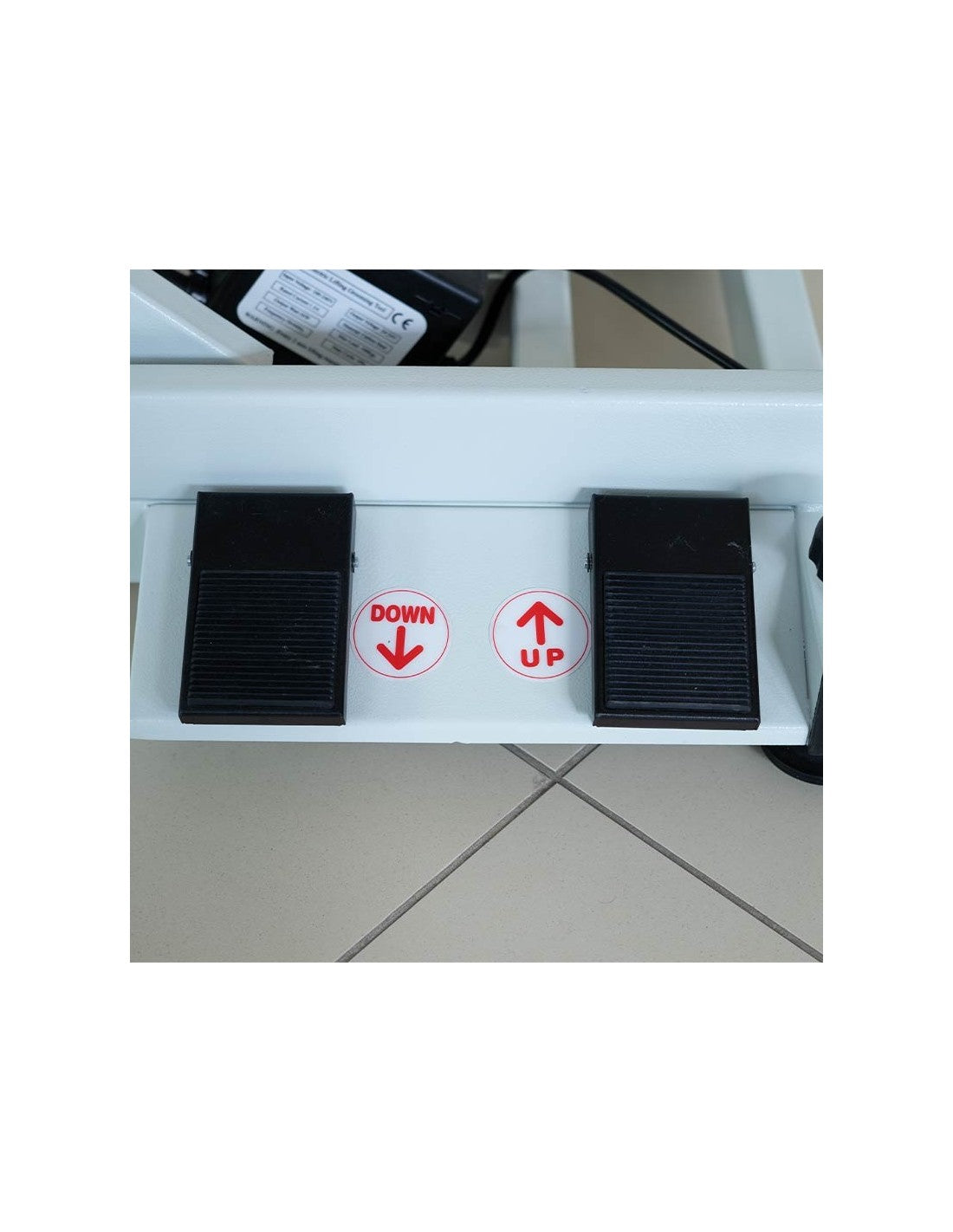 Table électrique Praktica (Hauteur : 101cm - Plateau : 110x59cm) avec roulettes – photo 4