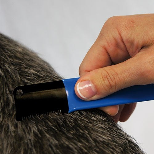 Couteau à épiler japonais - Petdesign.fr Setter Bakio S.L. 14 dents - Bleu Toilettage pour chien en France, produit de haute qualité