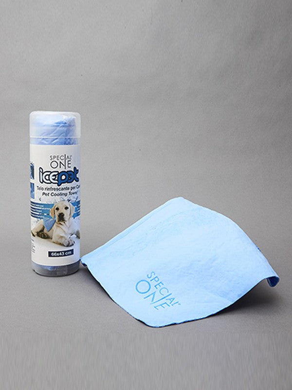 IcePet Serviette rafraîchissante & séchage RAPIDE pour chien SPECIAL ONE - Petdesign.fr PetDesign shop Toilettage pour chien en France, produit de haute qualité