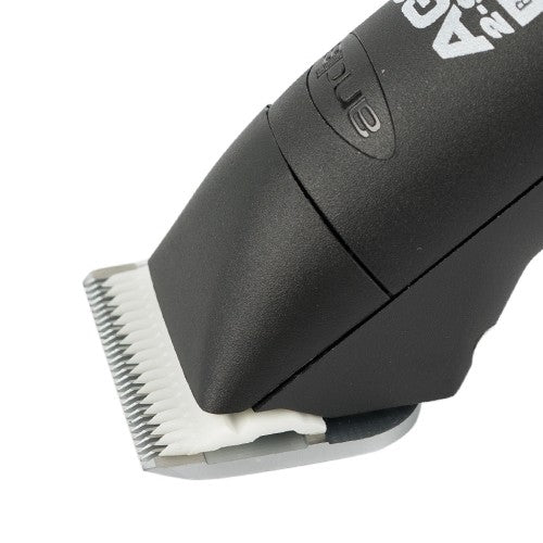Andis AGC Brushless - Petdesign.fr Setter Bakio S.L. Toilettage pour chien en France, produit de haute qualité