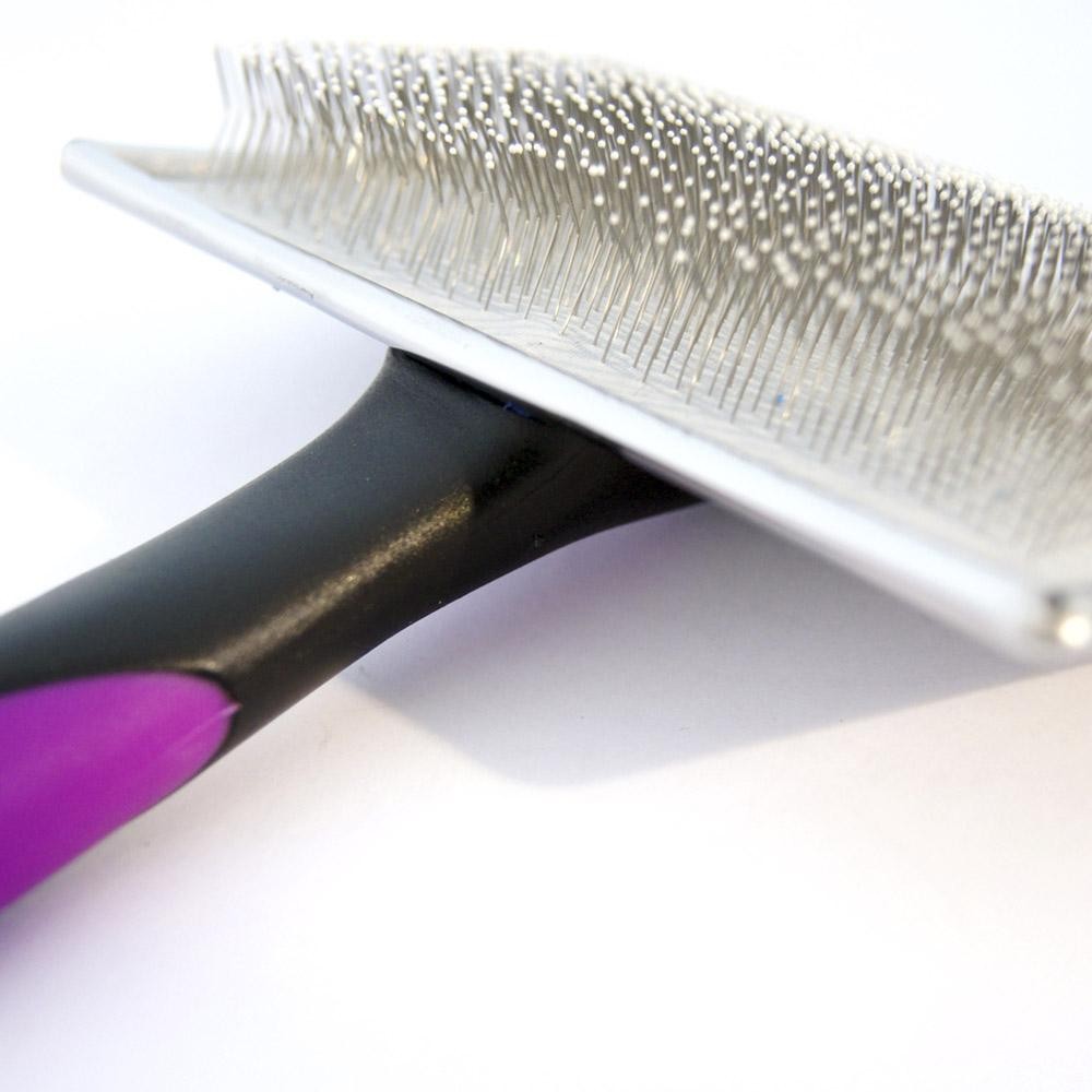 Brosse Arrondie Soft - Petdesign.fr Setter Bakio S.L. Toilettage pour chien en France, produit de haute qualité