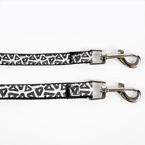 NOIR ET BLANC LAISSE - Petdesign.fr Setter Bakio S.L. Produits Iba pour chien en France, produit de haute qualité
