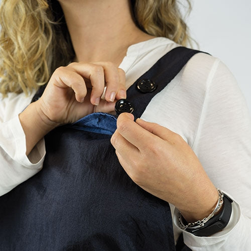 Căpriana TABLIER NOIR / BLEU - Petdesign.fr Setter Bakio S.L. Produits Iba pour chien en France, produit de haute qualité
