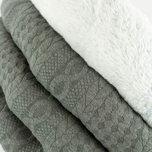 « CROCHET » GREY GROTTE PET LIT 35x35x28CM - Petdesign.fr Setter Bakio S.L. Produits Iba pour chien en France, produit de haute qualité