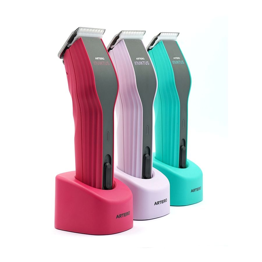 Tondeuse A5 Artero Inviktus : trois coloris sur socles