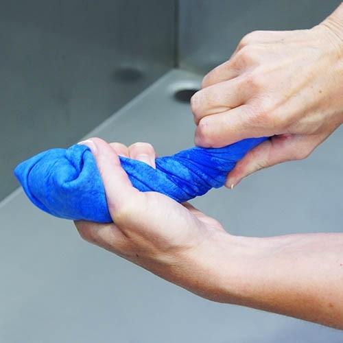 Serviette Ultra Absorbante pour séchage Rapide Toilettage - Petdesign.fr Setter Bakio S.L. Toilettage pour chien en France, produit de haute qualité