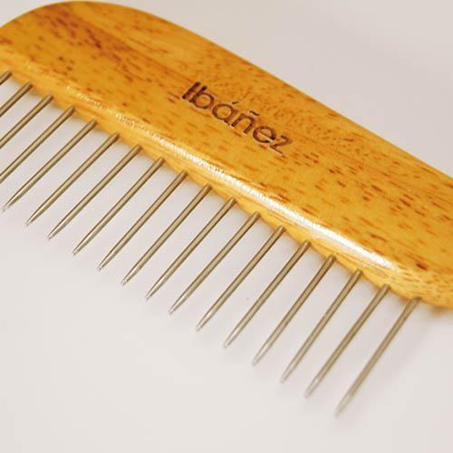 Grand Peigne en Bois pour Chien / Chat - Petdesign.fr Setter Bakio S.L. Toilettage pour chien en France, produit de haute qualité