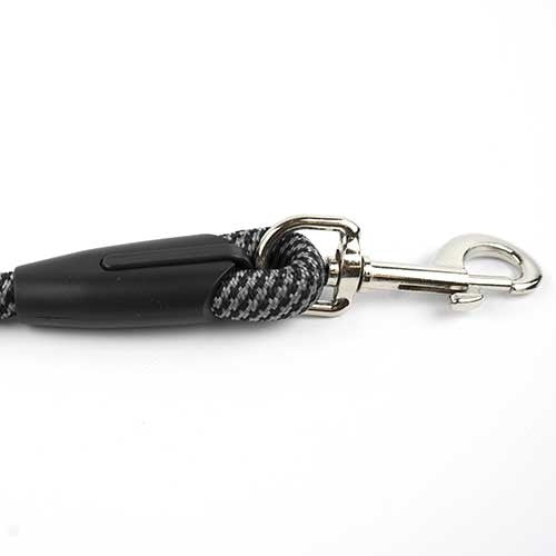 Laisse En Nylon Avec Poignée Et Porte-Sac pour chien - Petdesign.fr Setter Bakio S.L. Vie Quotidienne pour chien en France, produit de haute qualité