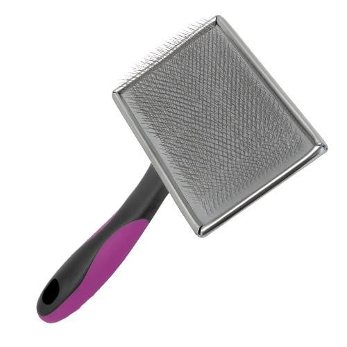 Brosse Slicker Douce - Petdesign.fr Setter Bakio S.L. Toilettage pour chien en France, produit de haute qualité
